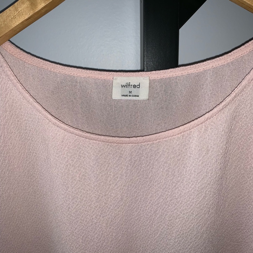 ✨Aritzia Wilfred Pink Blouse✨ - Picture 3 of 5